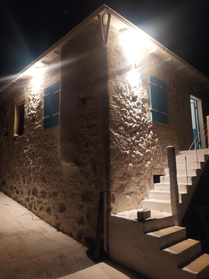 Stathis Guesthouse Fternon Exterior photo