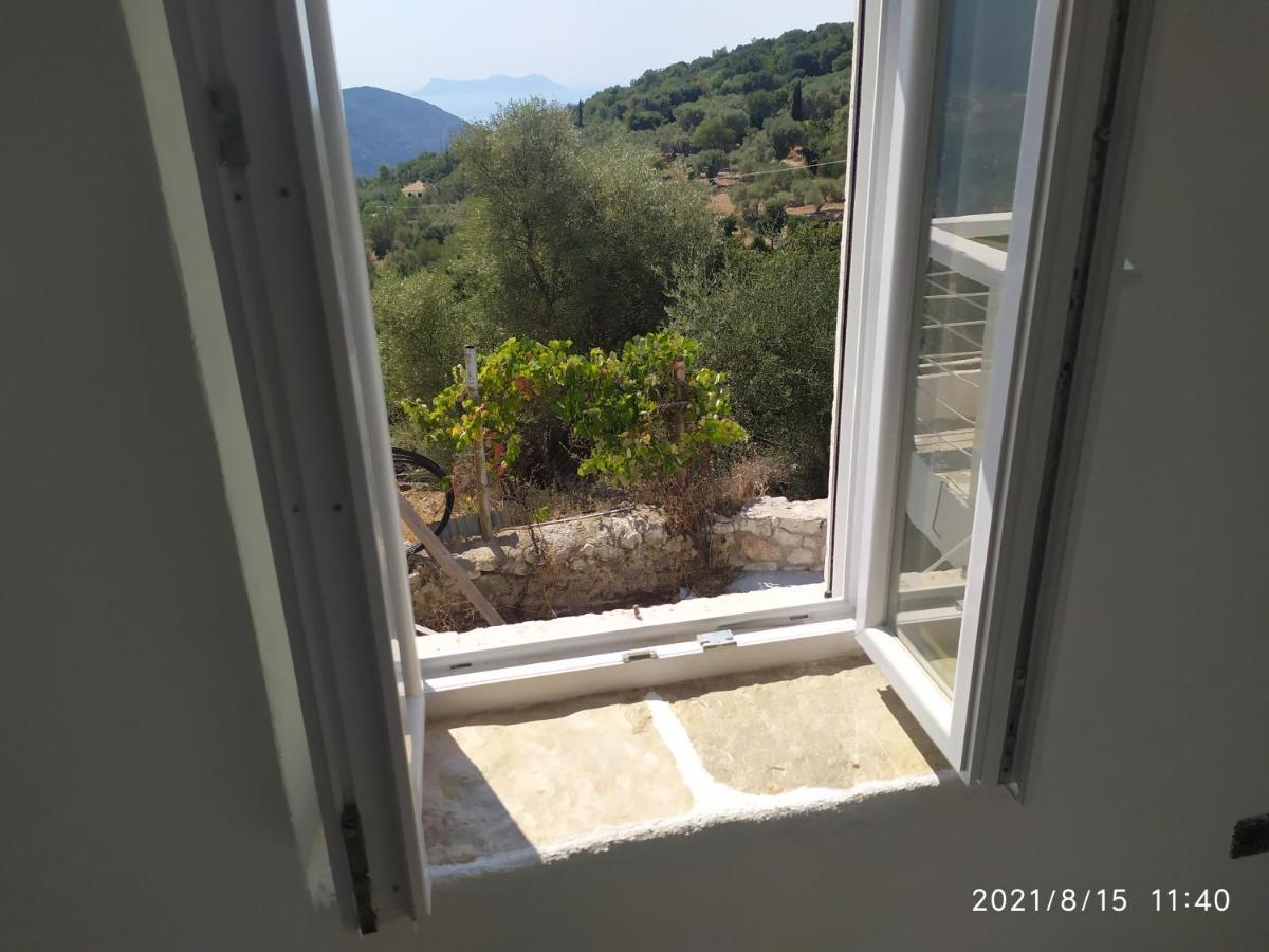 Stathis Guesthouse Fternon Exterior photo